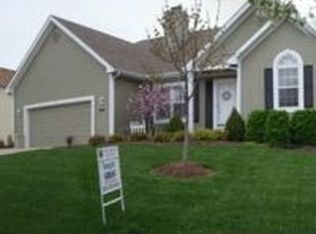306 W 110th St, Kansas City, MO 64114