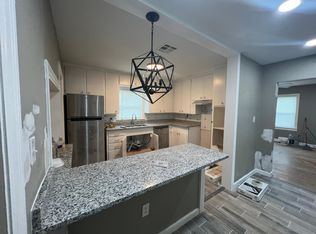 4612 E 4th Pl, Tulsa, OK 74112