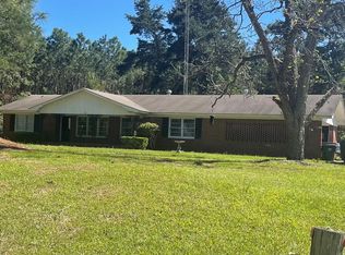 515 Carver Church Rd, Douglas, GA 31535