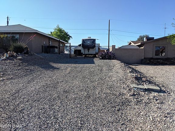 3rd image of 3244 Silversmith Dr