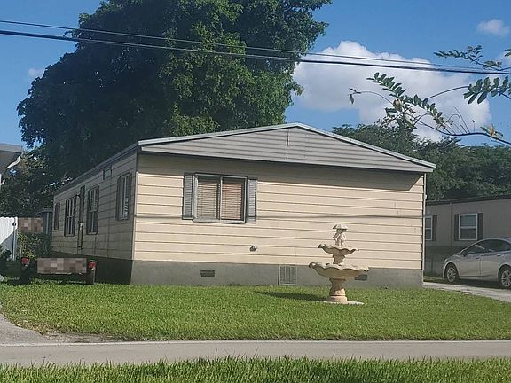 3rd image of 651 NW 215th Ave