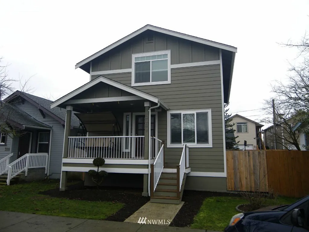 313 Cleveland photo 1