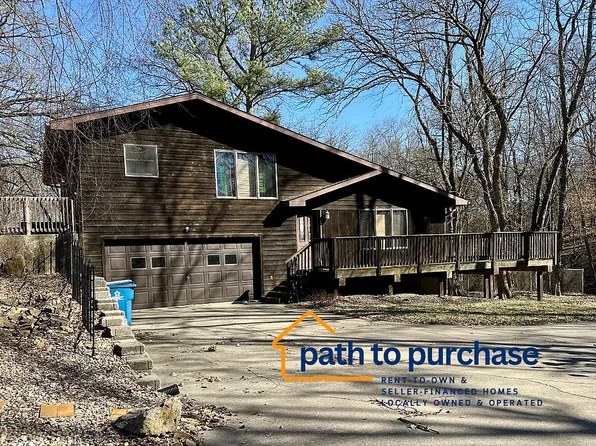 2149 Hill Crest Dr, Highland, IL 62249