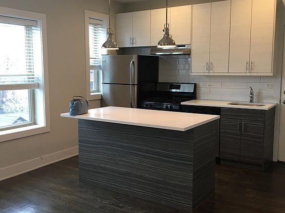 5th image of 3921 N Janssen Ave #3VN