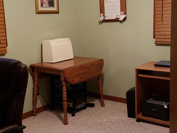 Office/bedroom