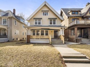 2861 N Prospect Ave, Milwaukee, WI 53211