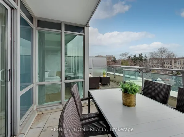 60 Byng Ave #308, Toronto, ON M2N 7K3