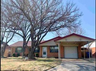 102 E B Ave, Cache, OK 73527