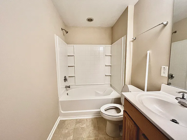 1659 Tailmore Ln — Photo 25