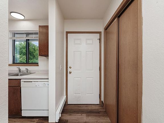 5th image of 500 Josephine Dr