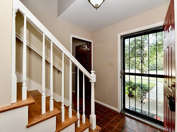 3rd image of 8116 Browning Dr