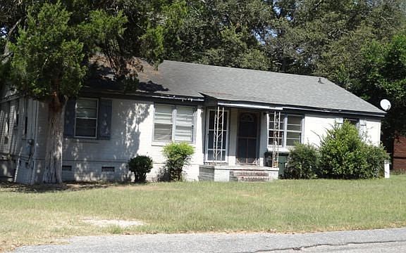 3rd image of 2914 Abbeville Ave NW