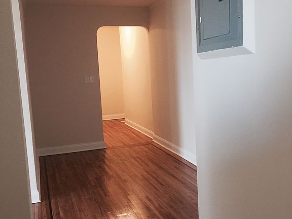 5th image of 75 Hawthorne St APT 3D