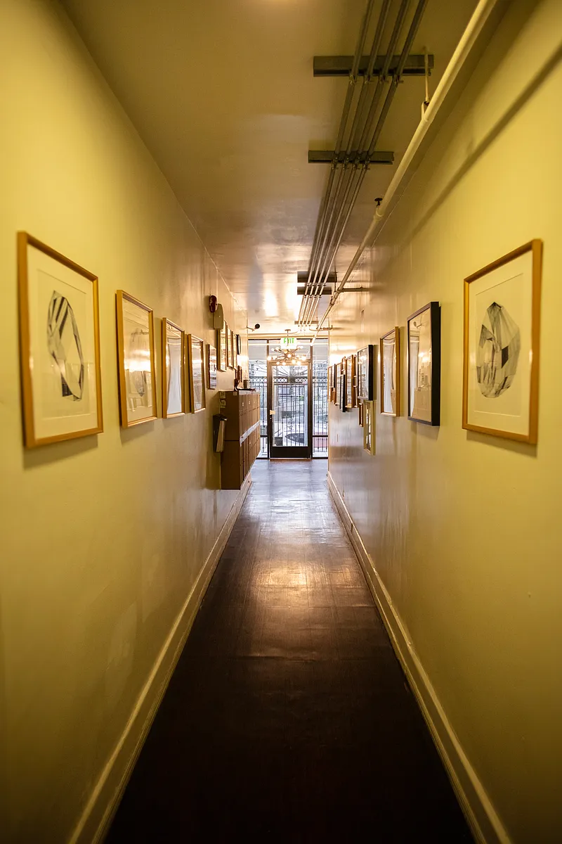Building Photo - Bixel apts LLC
