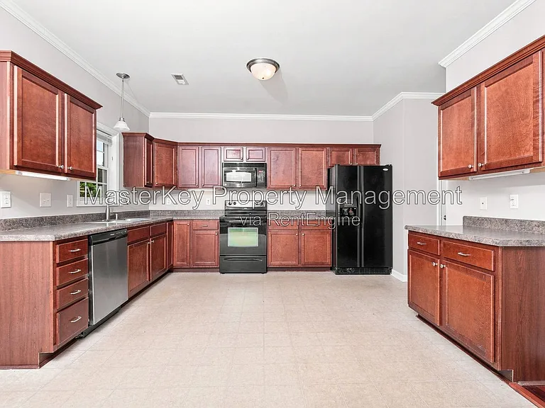 216 Citrine Ct — Photo 5