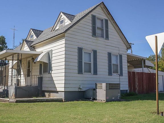 4th image of 323 N New St