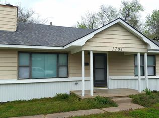 1704 Fredonia St, Muskogee, OK 74403