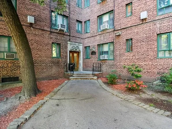 1650 Metropolitan Ave APT 9C, Bronx, NY 10462