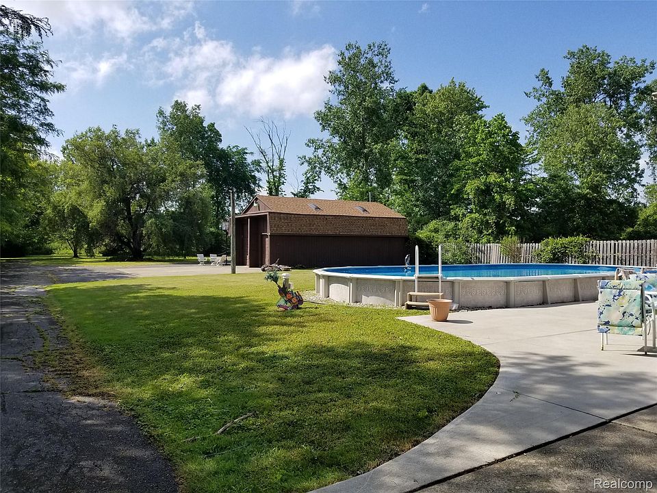 34781 Union Lake Rd, photo 23