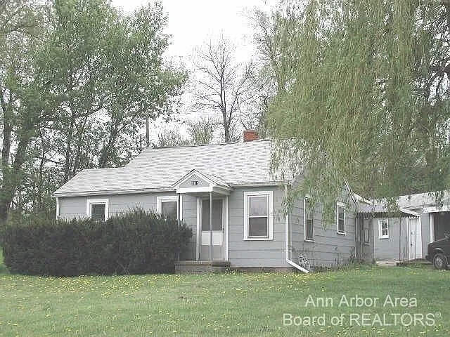 5015 Jackson Rd photo 1