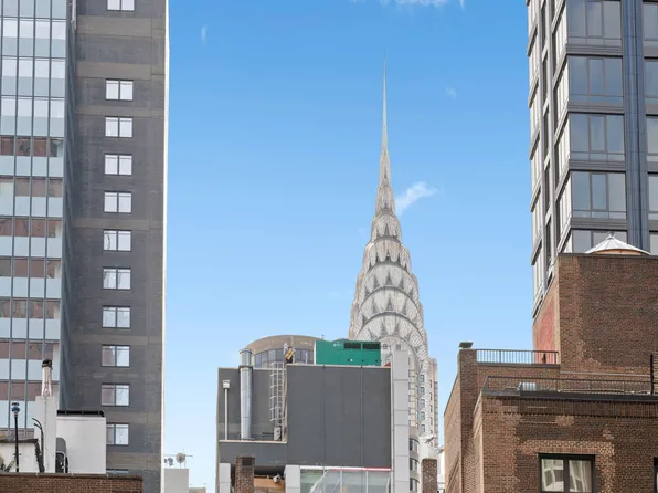 150 East 49th Street image 2 of 9