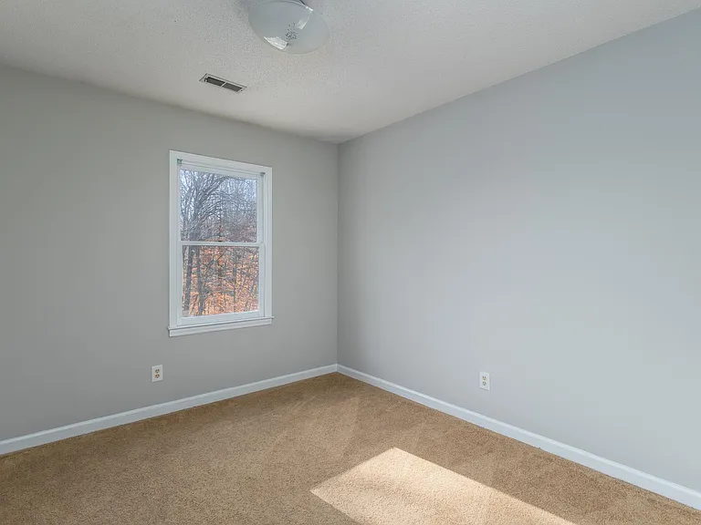 1149 Glendale Dr — Photo 25