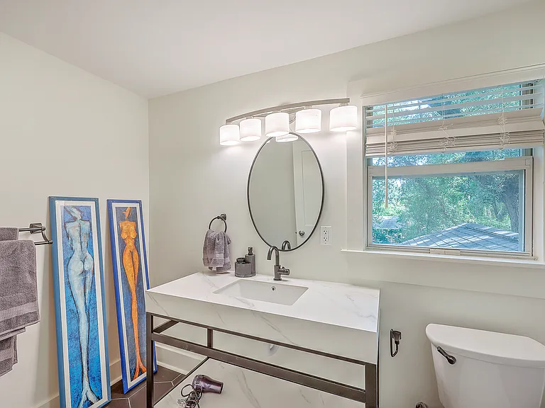 1136 Marquis Rd — Photo 25