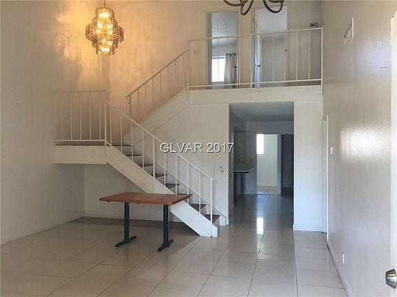 2nd image of 3711 Redwood St #0