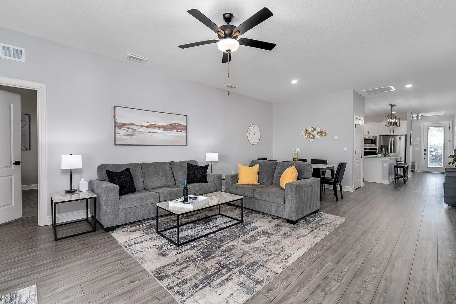 3 bed, 2.0 bath, 1496 sqft, $3,243 — Photo 3