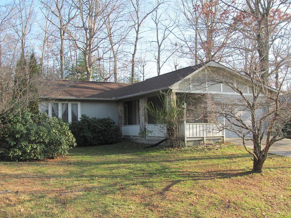 1st image of 104 Lakeshire Dr