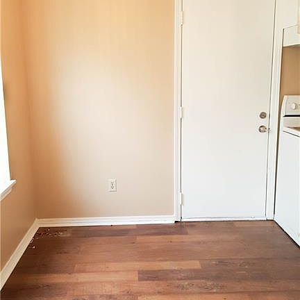 5th image of 1154 N Eagle Ln #28