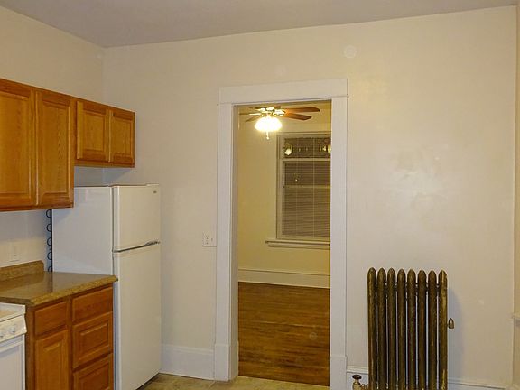 5th image of 1915 1st Ave S APT 3