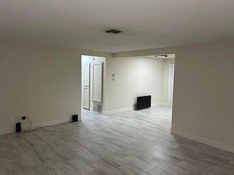 13700 Mesquite Ave #13700 — Photo 9