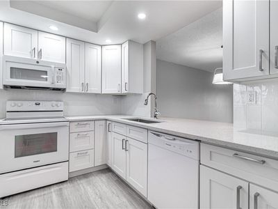 6102 Augusta Dr APT 315, Fort Myers, FL, 33907