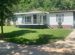 524 Cane Fork Ln, Saint Albans, WV 25177