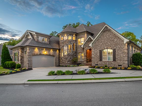 4th image of 8225 Knotting Wood Way