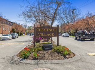 56 Bryon Rd APT 2, Chestnut Hill, MA 02467