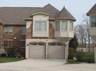 182 Annalisa Ct, Bloomingdale, IL 60108