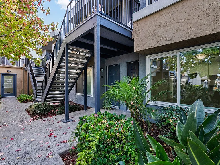 Point Loma Bay Apartments | Coastal Living Near the Beach — Photo 98
