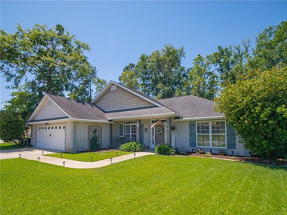 2nd image of 126 Autumn Ridge Ct