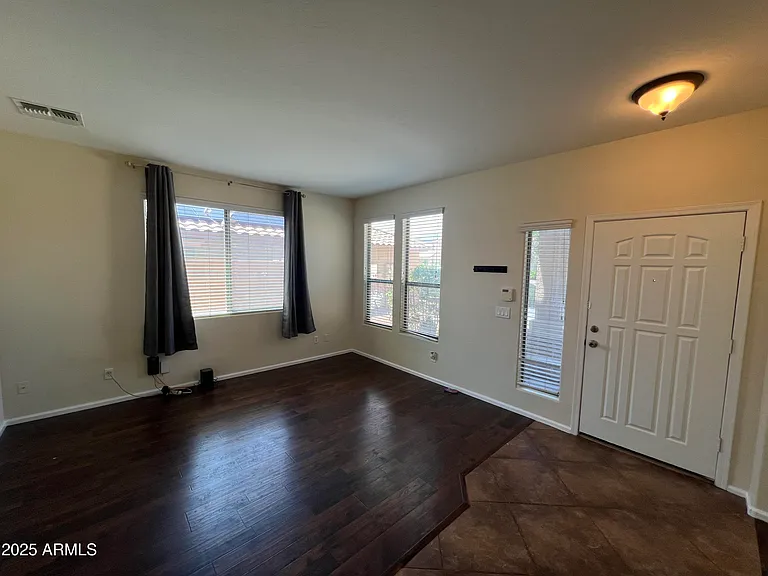 16209 W Hilton Ave — Photo 10