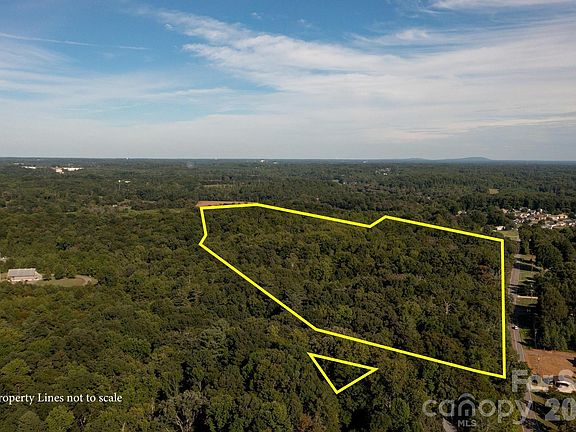 2nd image of 3940 River Rd