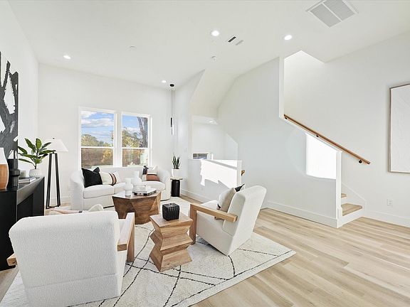4th image of 6625 Katarani Dr