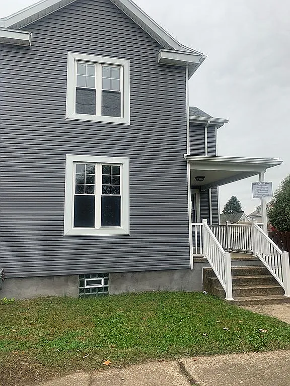 174 Downer Ave photo 1