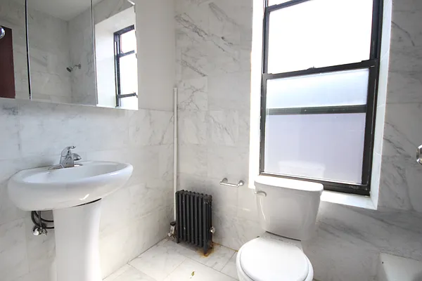 Rented by Compass | media 35
