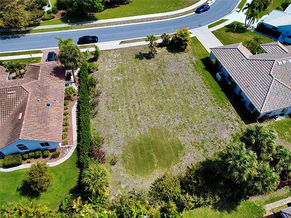 4th image of 565 PARK ESTATES SQUARE LOT 32