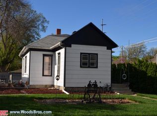 5609 Walker Ave, Lincoln, NE 68507