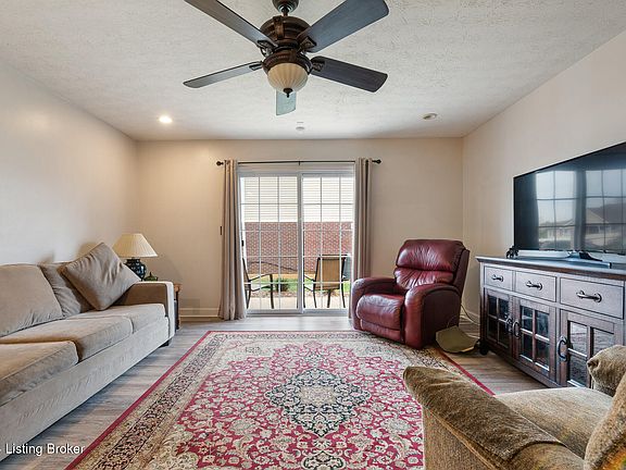 5th image of 171 Central Blvd APT 26