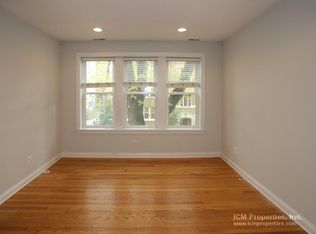 1634 W Grace St #3810-2A, Chicago, IL 60613