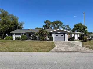 1025 Fraser Fir St, Lake Placid, FL 33852
